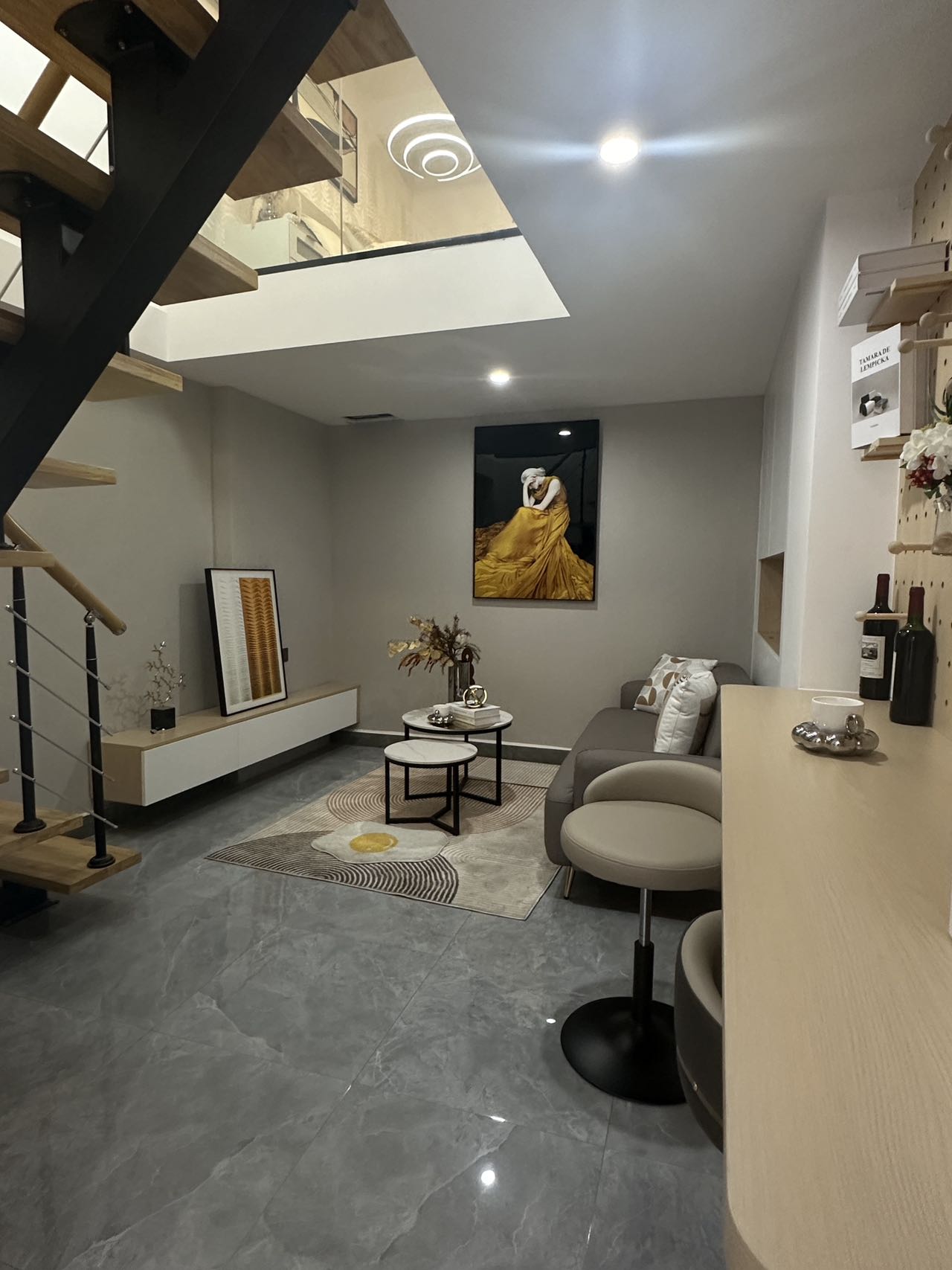 1745139683569635.jpg d100830b92d3bf521aadbdc8facc05f5.jpg