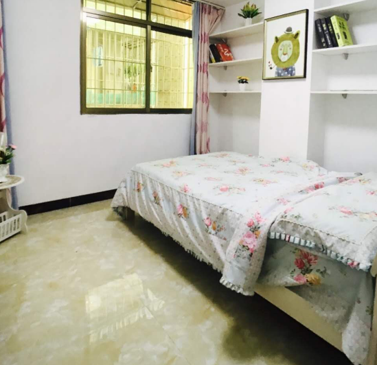 錦順豪苑905房:102萬